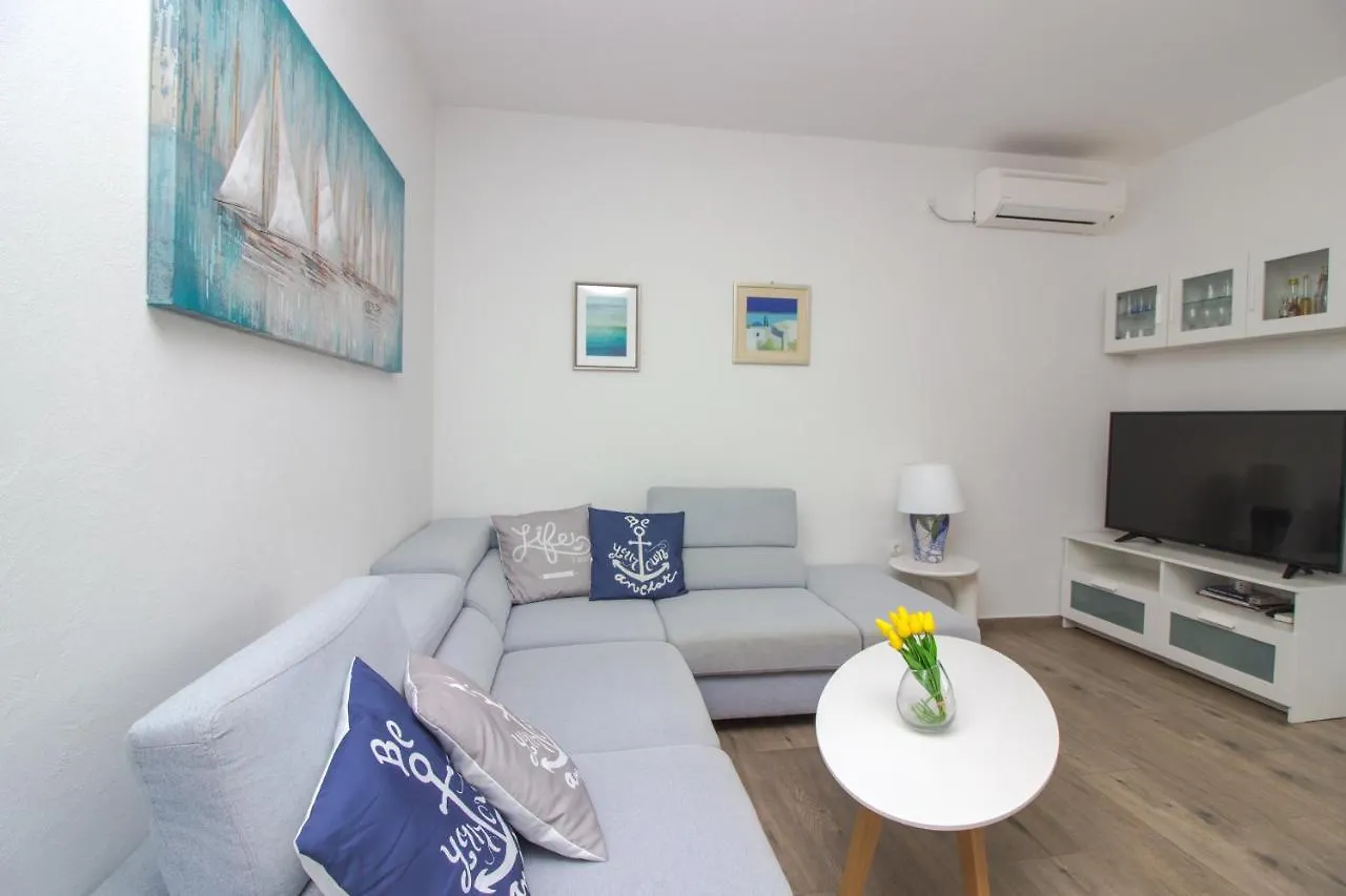 Sunny Apartment Stella Rava Croatia