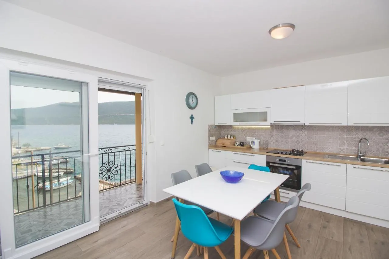 Sunny Apartment Stella Rava
