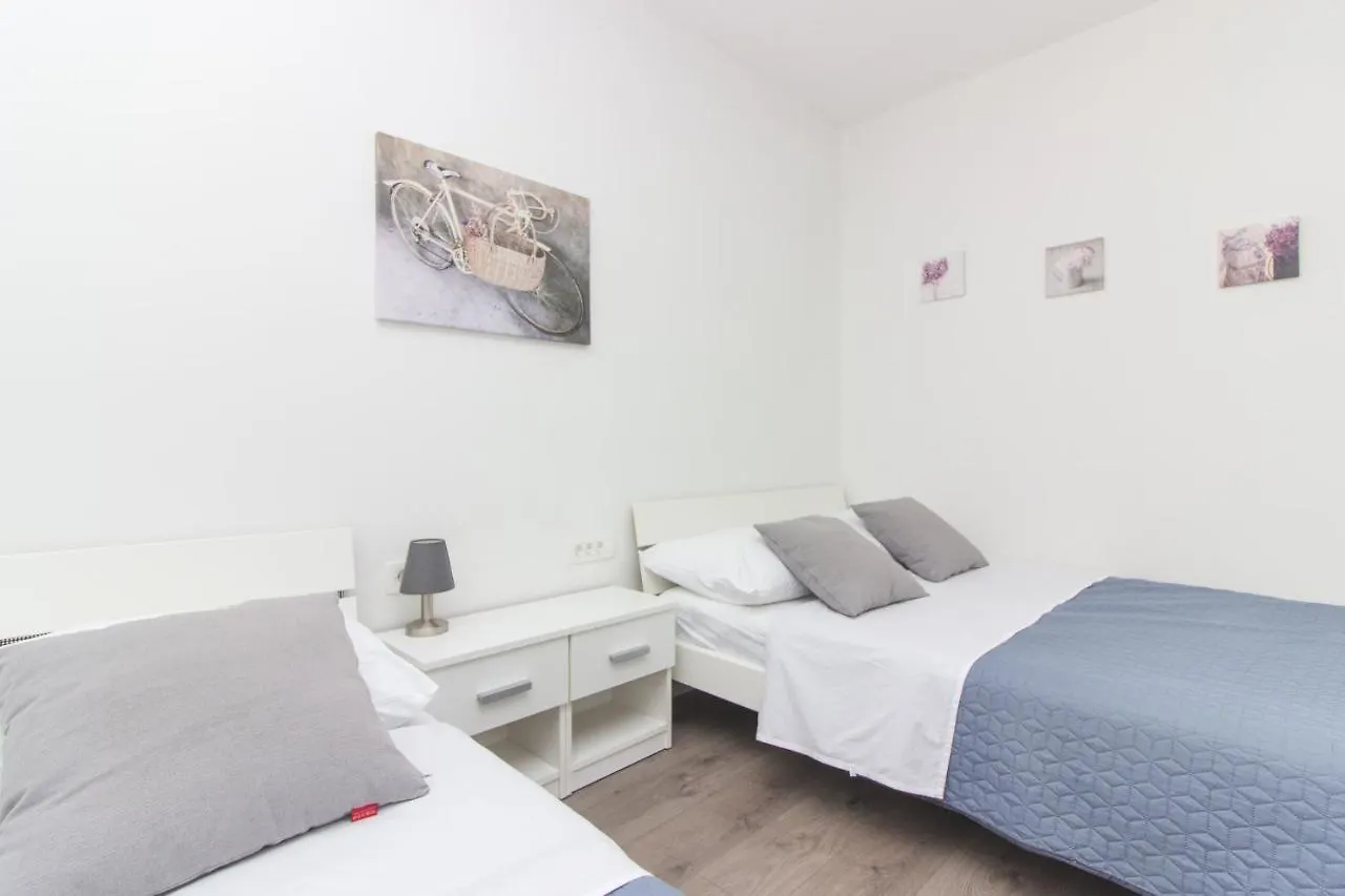 Sunny Apartment Stella Rava Croatia